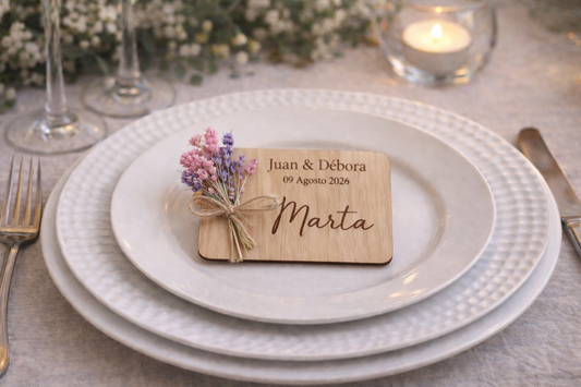 Marcador de Sitio Personalizado en Madera con Ramito Seco | Detalle de Boda Natural