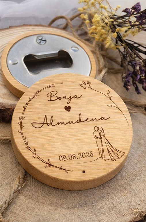 Abridor de Madera Personalizado para Boda – Detalle Original para Invitados