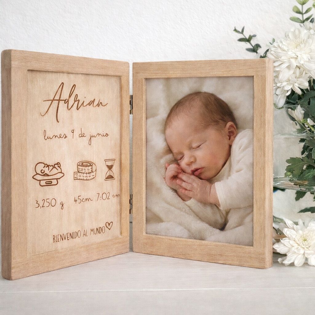 Marco familiar de madera personalizado para bebé | Regalo nacimiento y bautizo