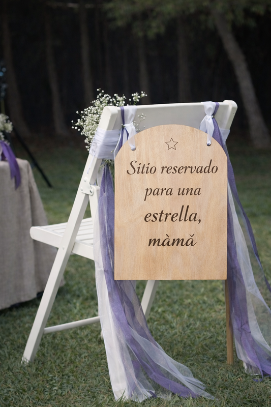 🌟 Silla con Cartel “Sitio reservado” – Detalle Conmemorativo para Boda