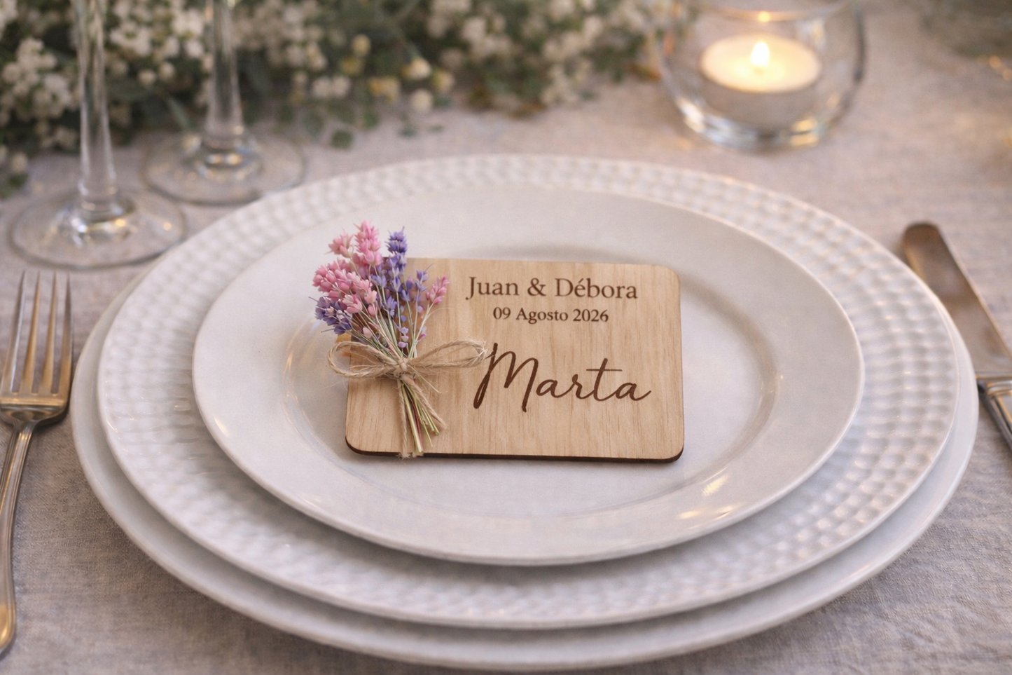 Marcador de Sitio Personalizado en Madera con Ramito Seco | Detalle de Boda Natural