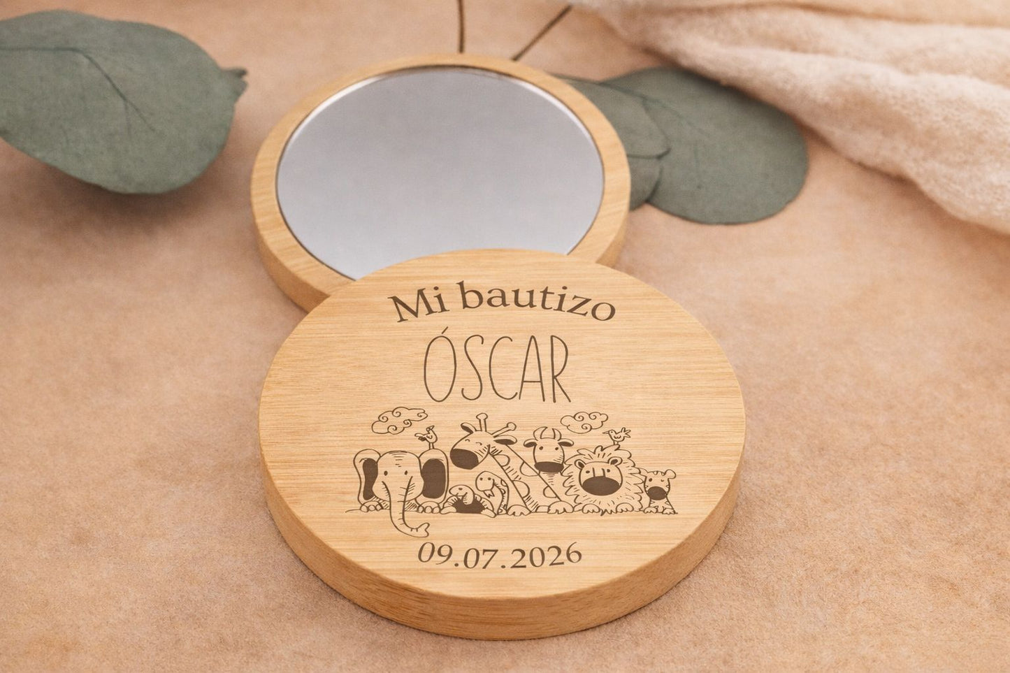 Espejo de mano de madera grabado personalizado – Recuerdo de bautizo