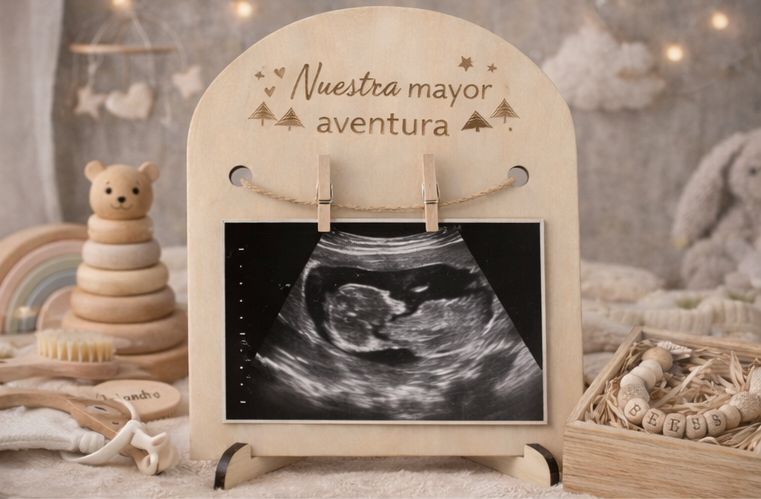Marco de ecografía personalizado en madera – Recuerdo del embarazo