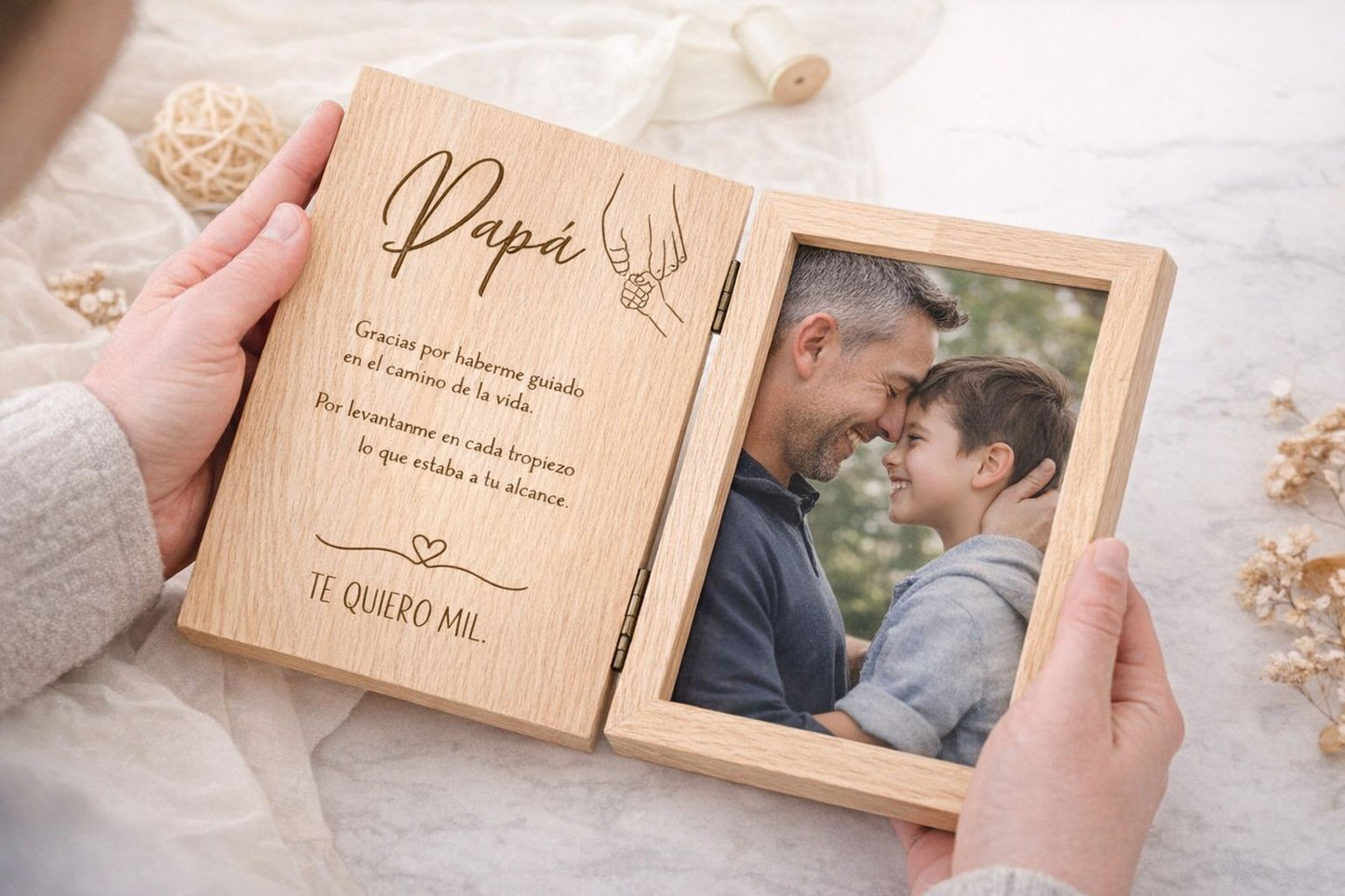 Marco familiar de madera personalizado – Un recuerdo para toda la vida